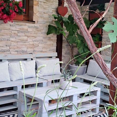 Apartman Turista Pavčina Lehota エクステリア 写真