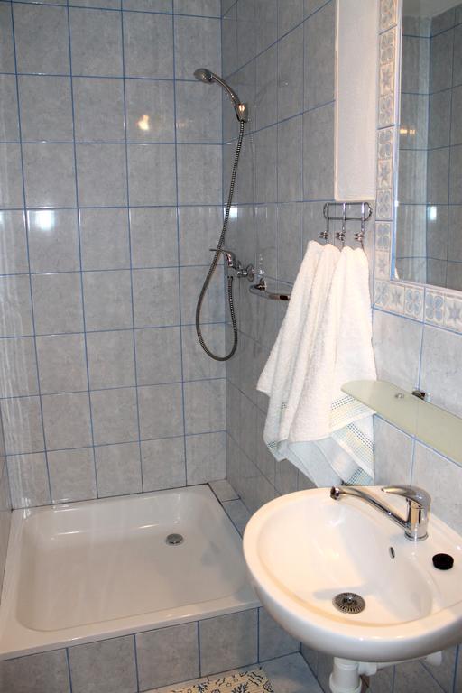 Apartman Turista Pavčina Lehota エクステリア 写真