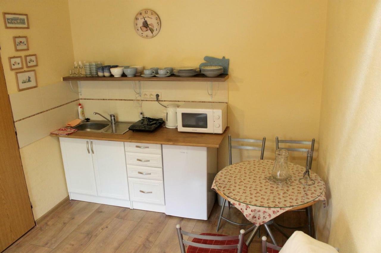 Apartman Turista Pavčina Lehota エクステリア 写真